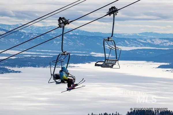 $429,000 | 75 Arling Center Court, Unit 304, Donnelly, ID 83615