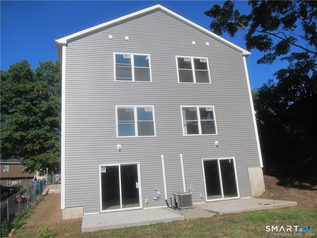 574 Chopsey Hill Road, Unit A Bridgeport, CT 06606 - Photo 2 of 20