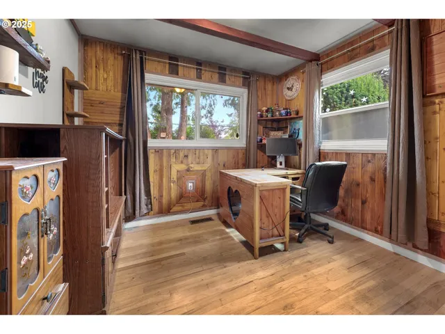 $399,000 | 760 Southeast Williams Road, Gresham, OR 97080