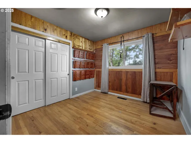 $399,000 | 760 Southeast Williams Road, Gresham, OR 97080