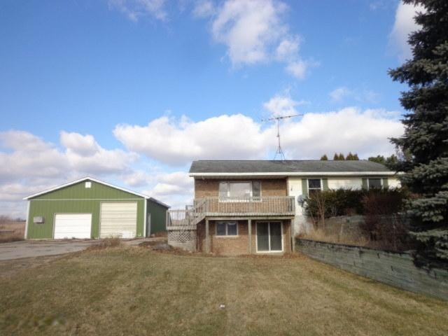 9859 Cutler Road Portland, MI 48875 - Photo 1 of 25 263-447301 front