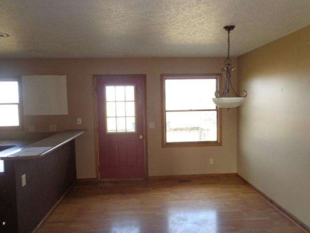9859 Cutler Road Portland, MI 48875 - Photo 10 of 25 263-447301 dining area