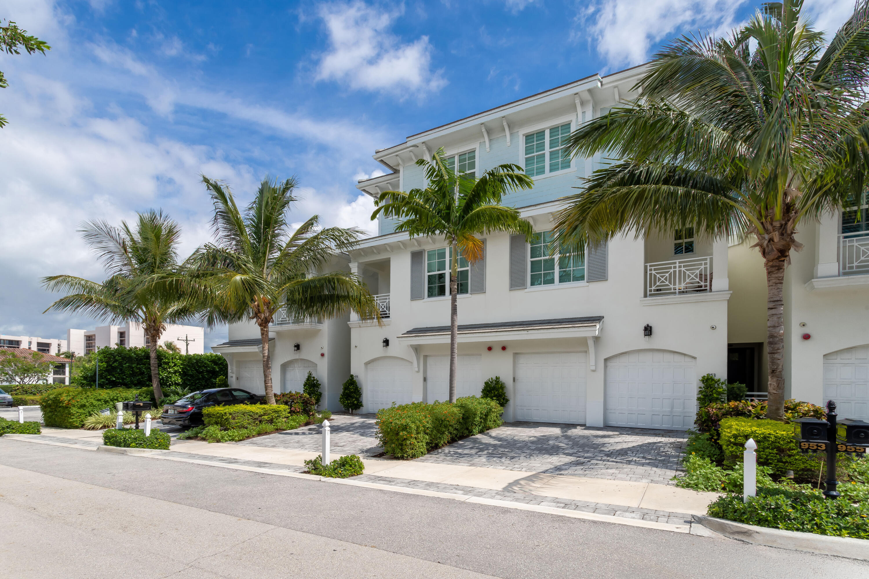 951 Sweetwater Lane Boca Raton, FL 33431 - Photo 5 of 69 951 Sweetwater Lane