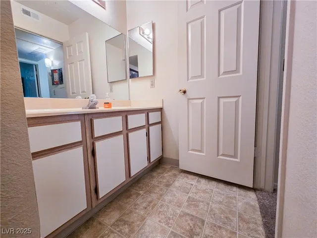 $129,000 | 3550 Bay Sands Drive, Unit 1027, Laughlin, NV 89029