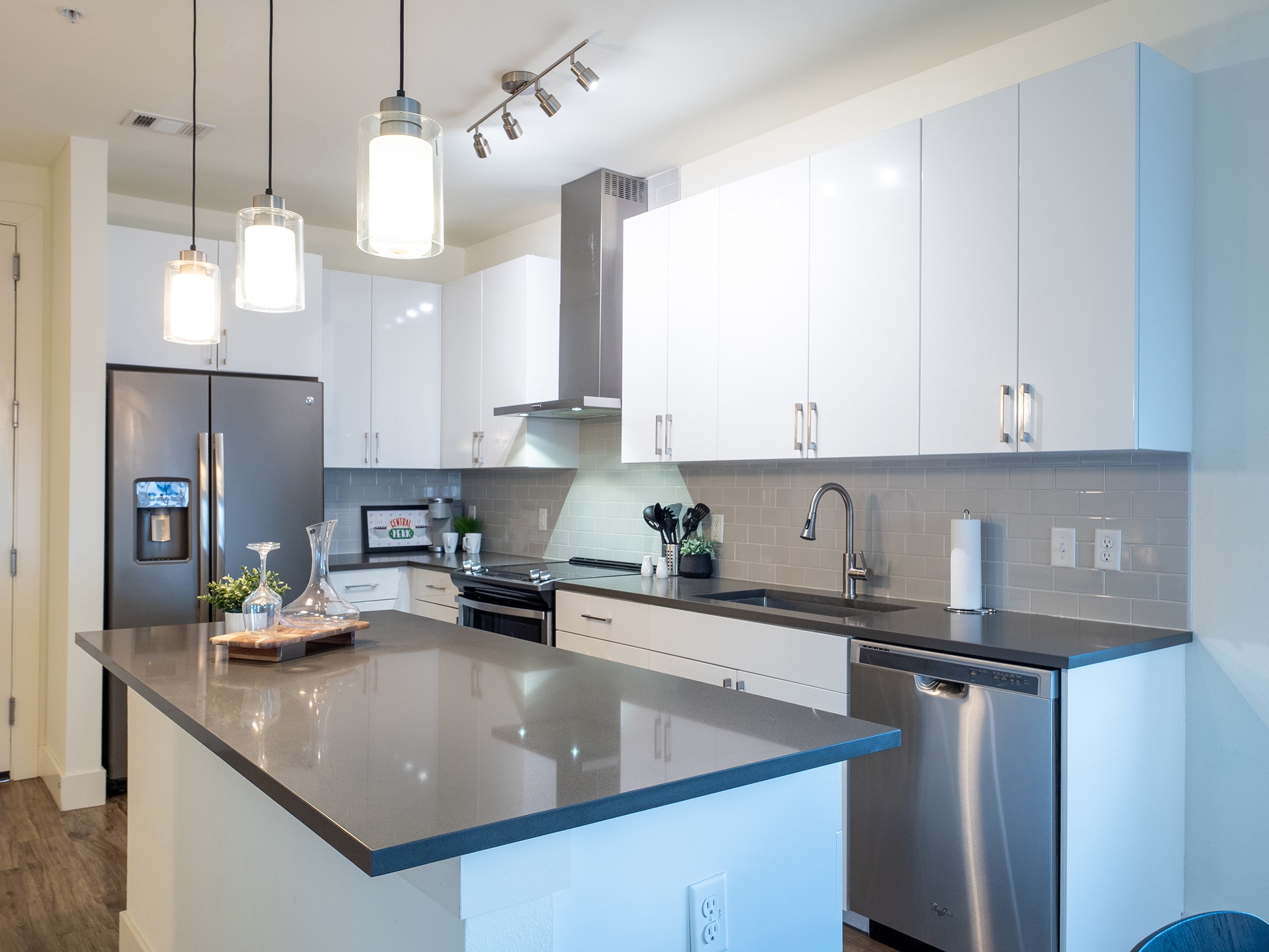 6444 Burnet Road, Unit 509 Austin, TX 78757 - Photo 3 of 32 Clean lines and a functional layout define this well-appointed kitchen.