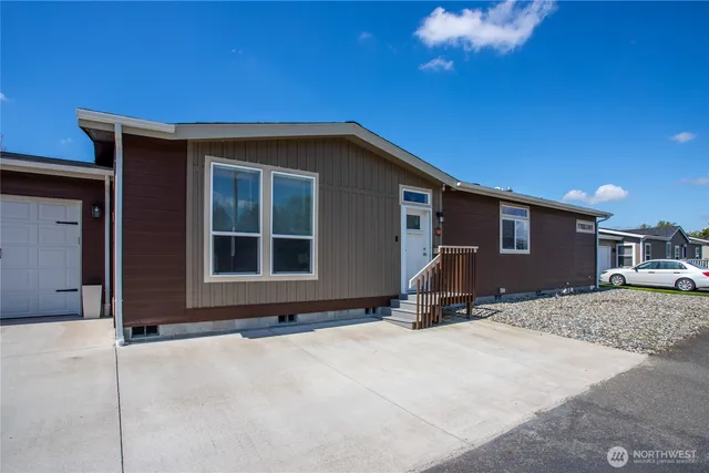 $370,000 | 6350 Portal Way, Unit 17, Ferndale, WA 98248