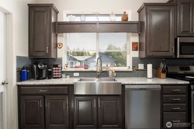 $370,000 | 6350 Portal Way, Unit 17, Ferndale, WA 98248