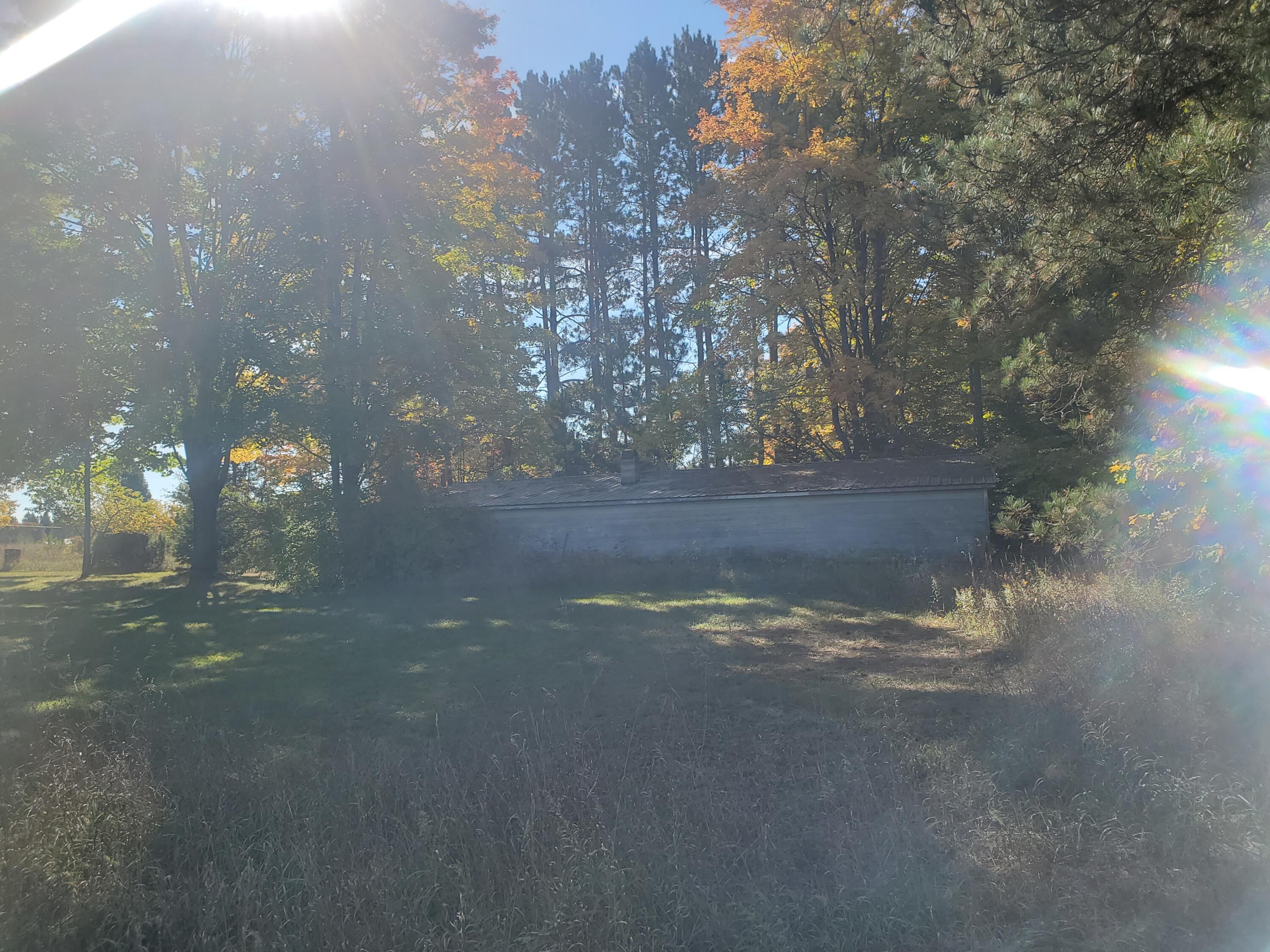688 South Zimmerman Road Beulah, MI 49617 - Photo 53 of 62 20221010_112943