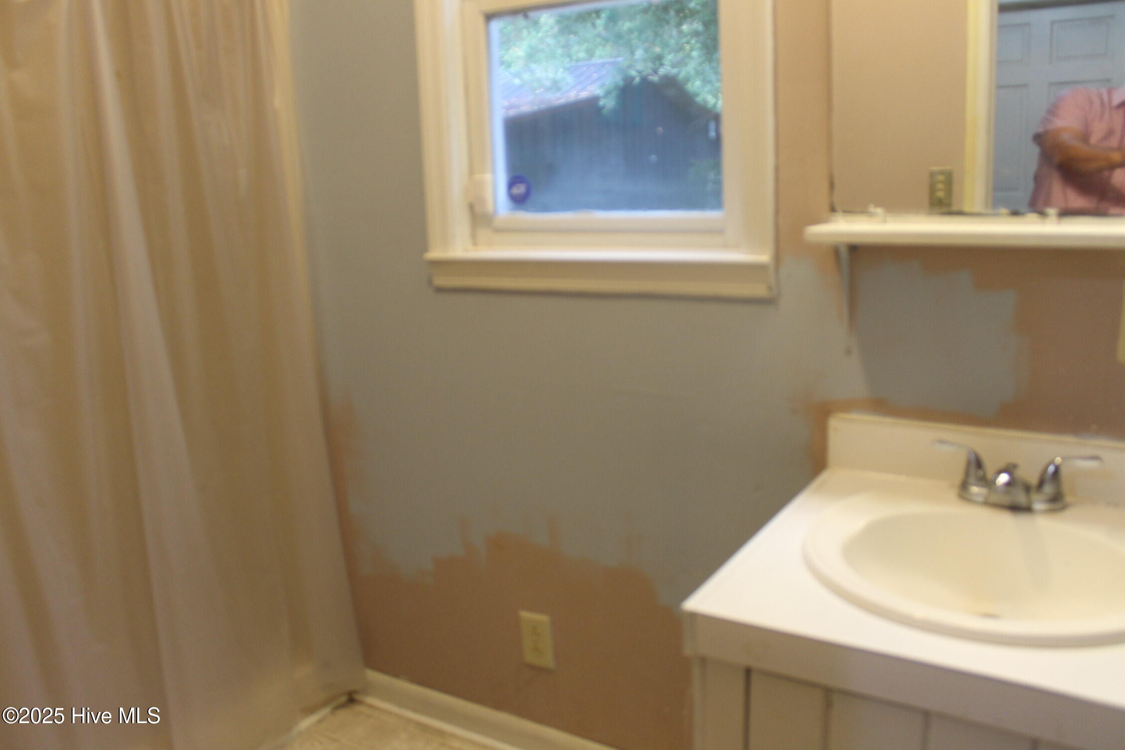 674 New Life Church Road Tabor City, NC 28463 - Photo 16 of 27 Bathroom 2