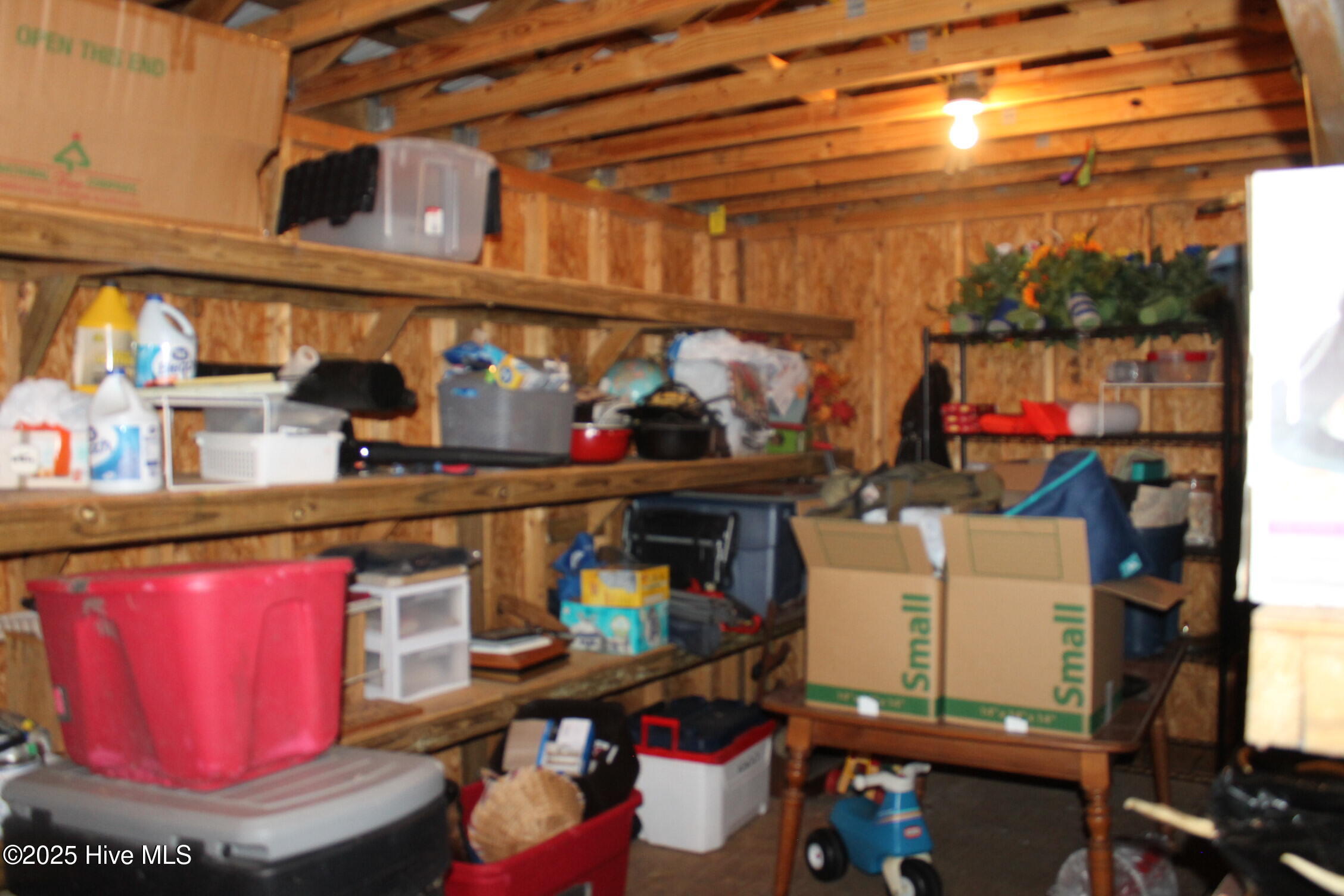 674 New Life Church Road Tabor City, NC 28463 - Photo 23 of 27 Building inside