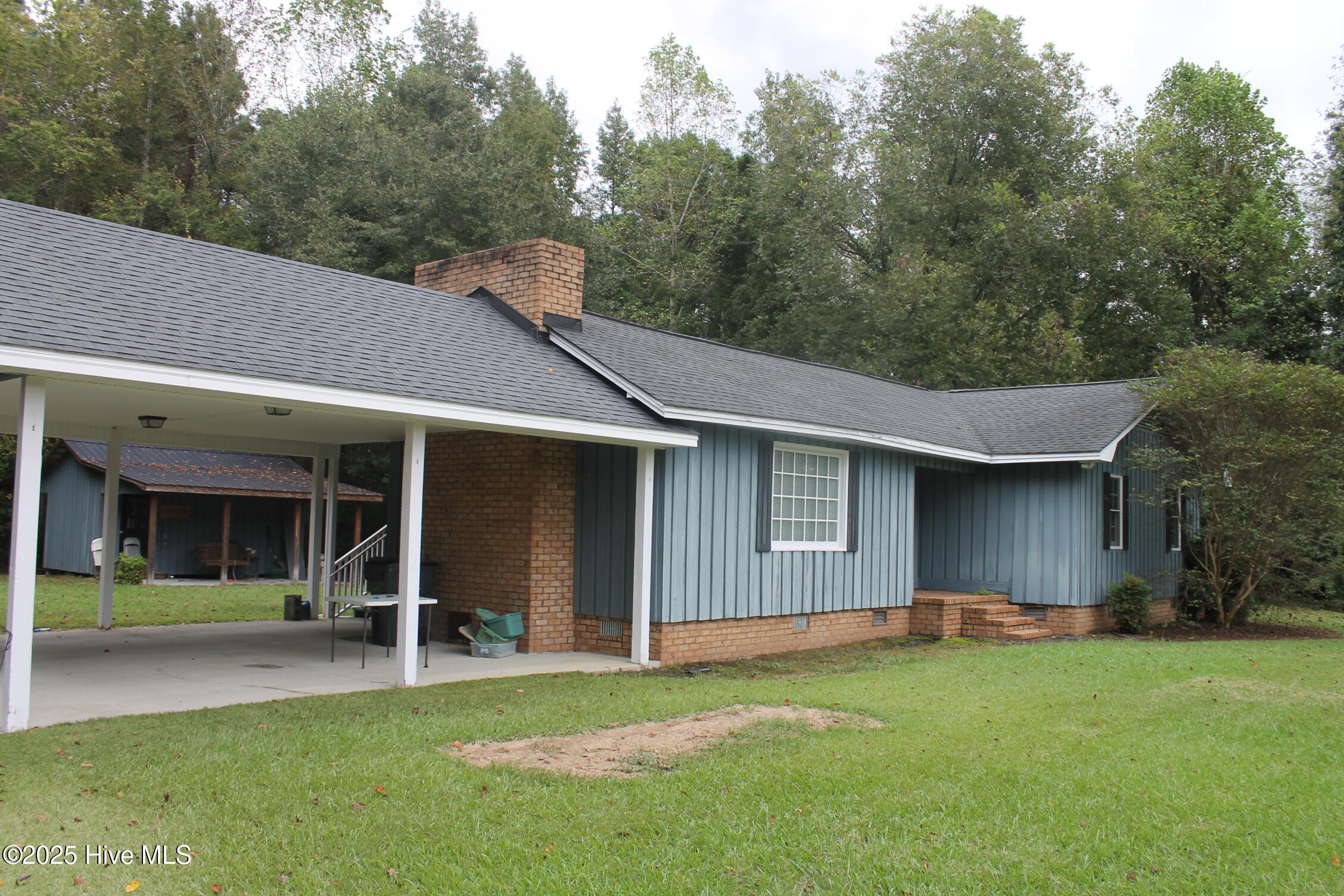 674 New Life Church Road Tabor City, NC 28463 - Photo 2 of 27 Front left