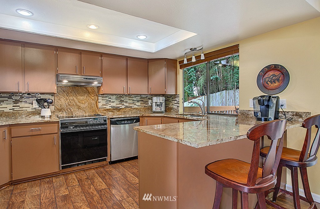 22124 5th Drive Southeast Bothell, WA 98021 - Photo 4 of 19