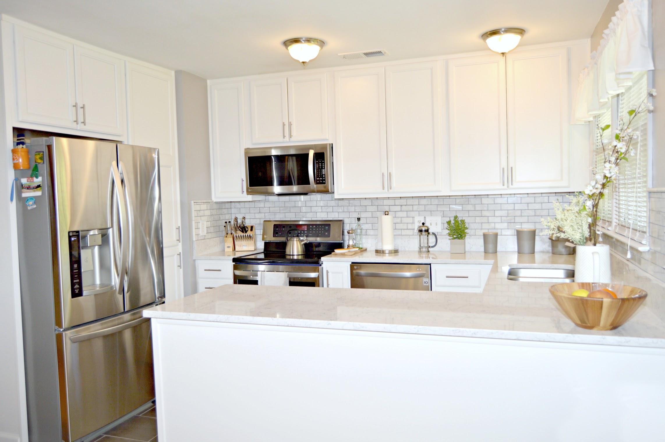 209 Hamlet Road Summerville, SC 29485 - Photo 2 of 27 Kitchen
