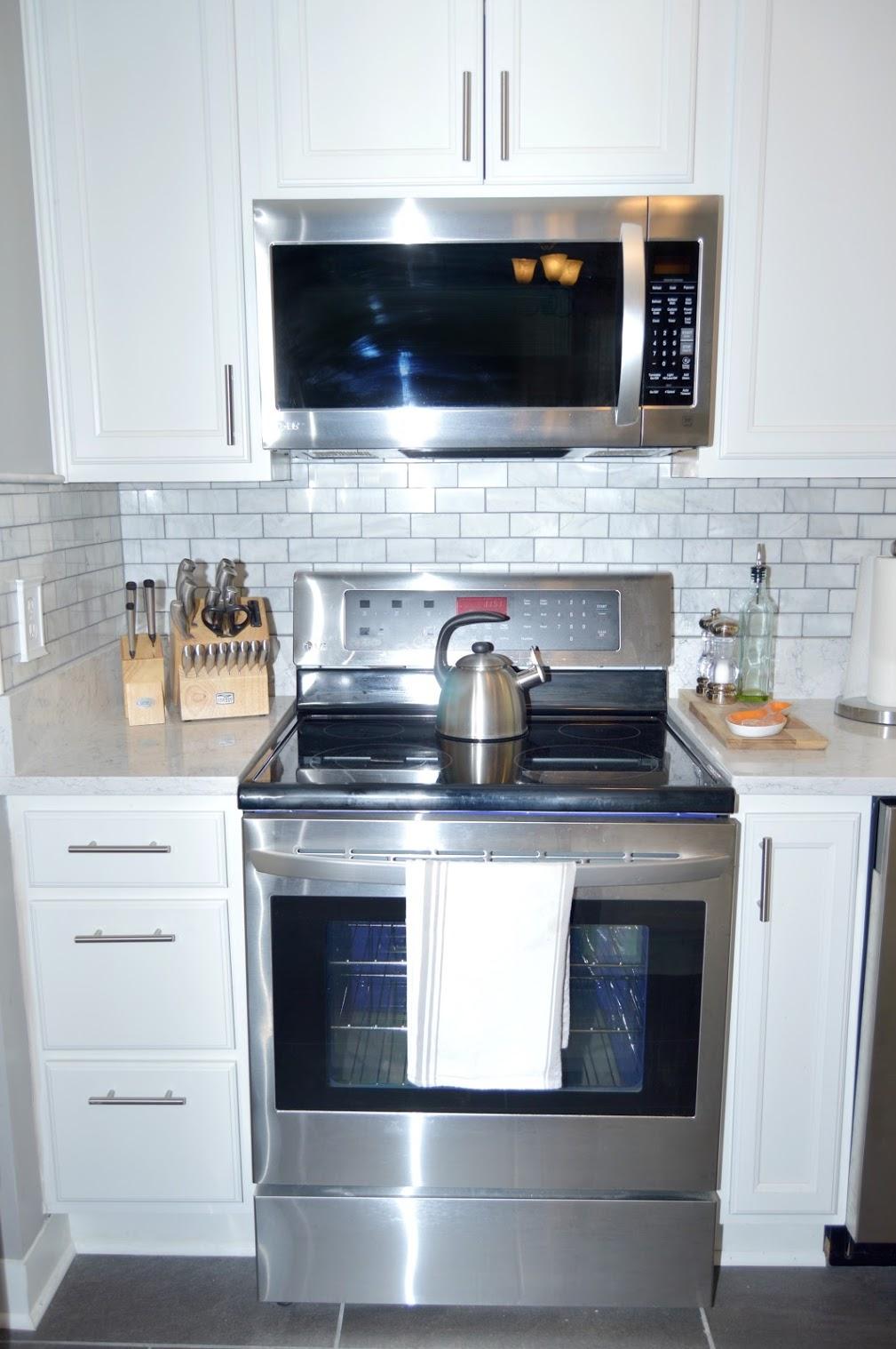 209 Hamlet Road Summerville, SC 29485 - Photo 19 of 27 kitchen 5 -2