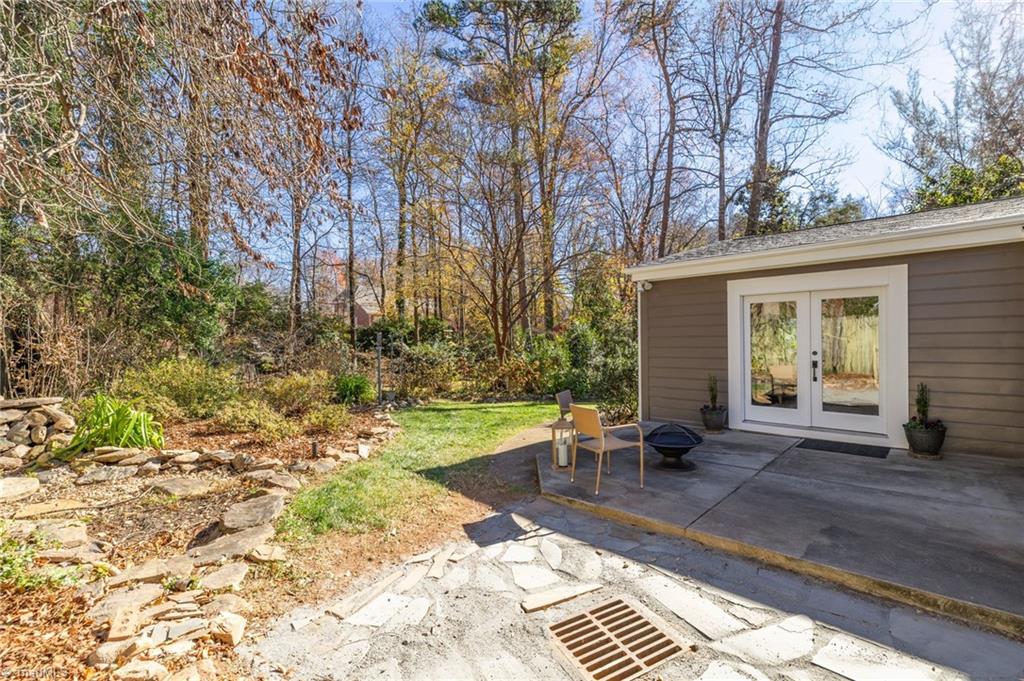 1120 Rustic Road Greensboro, NC 27410 - Photo 29 of 32