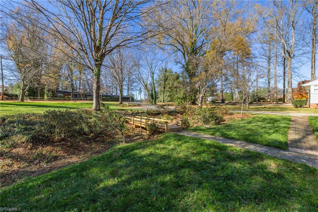 1120 Rustic Road Greensboro, NC 27410 - Photo 31 of 32
