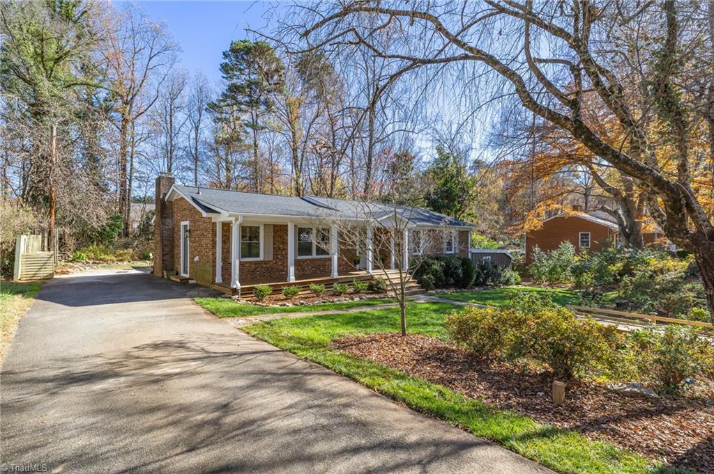 1120 Rustic Road Greensboro, NC 27410 - Photo 6 of 32