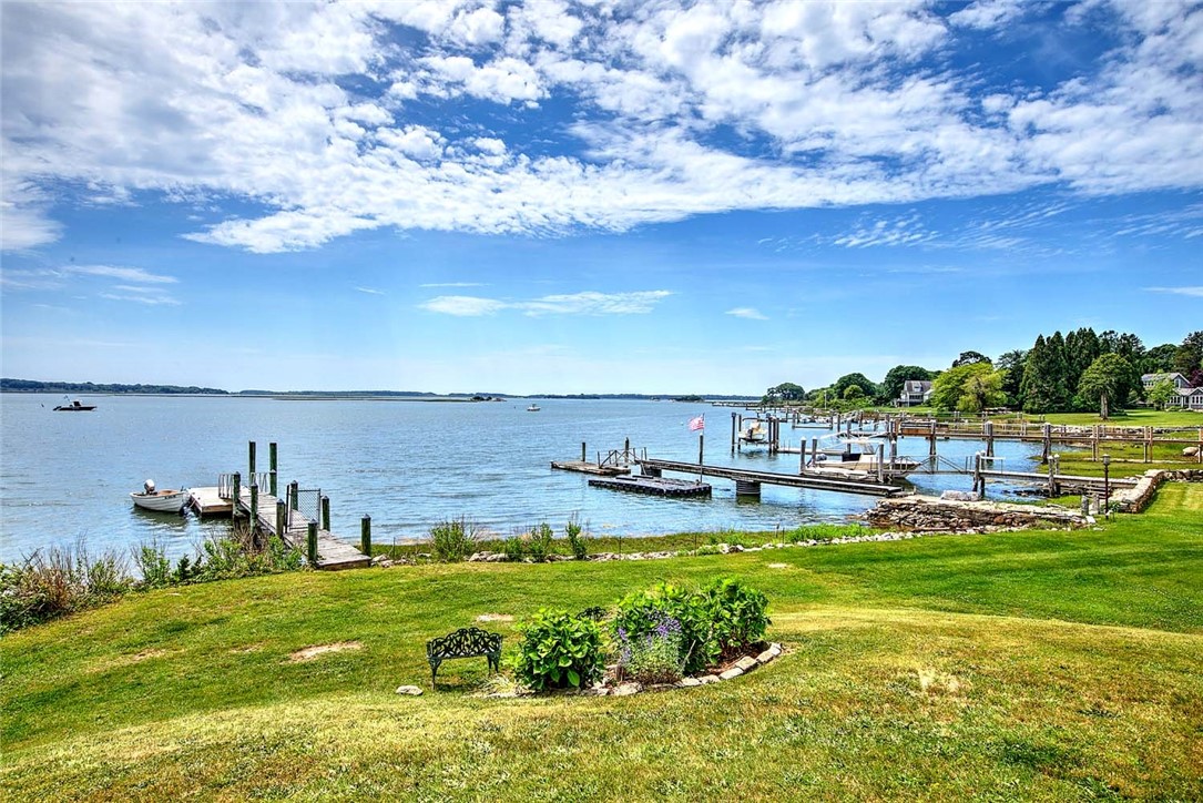 1680 Drift Road Westport, MA 02790 - Photo 4 of 32