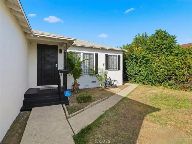 $659,900 | 525 South Caswell Avenue, Compton, CA 90220