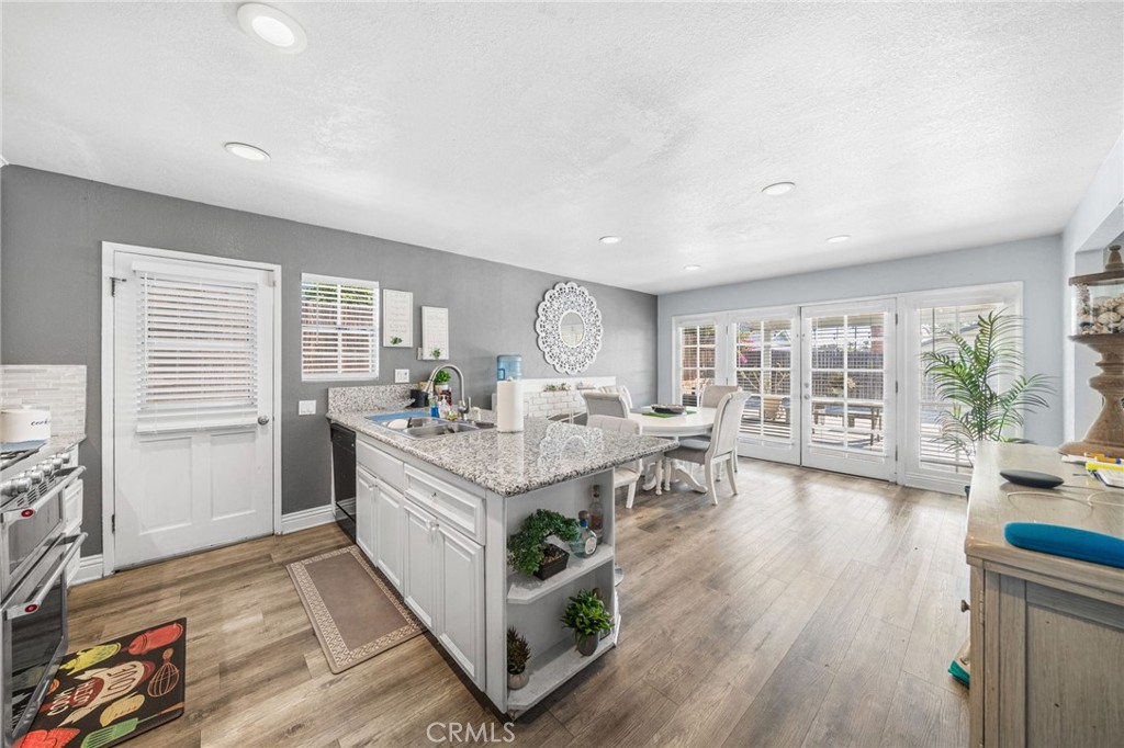 8526 San Vicente Avenue Riverside, CA 92504 - Photo 7 of 30