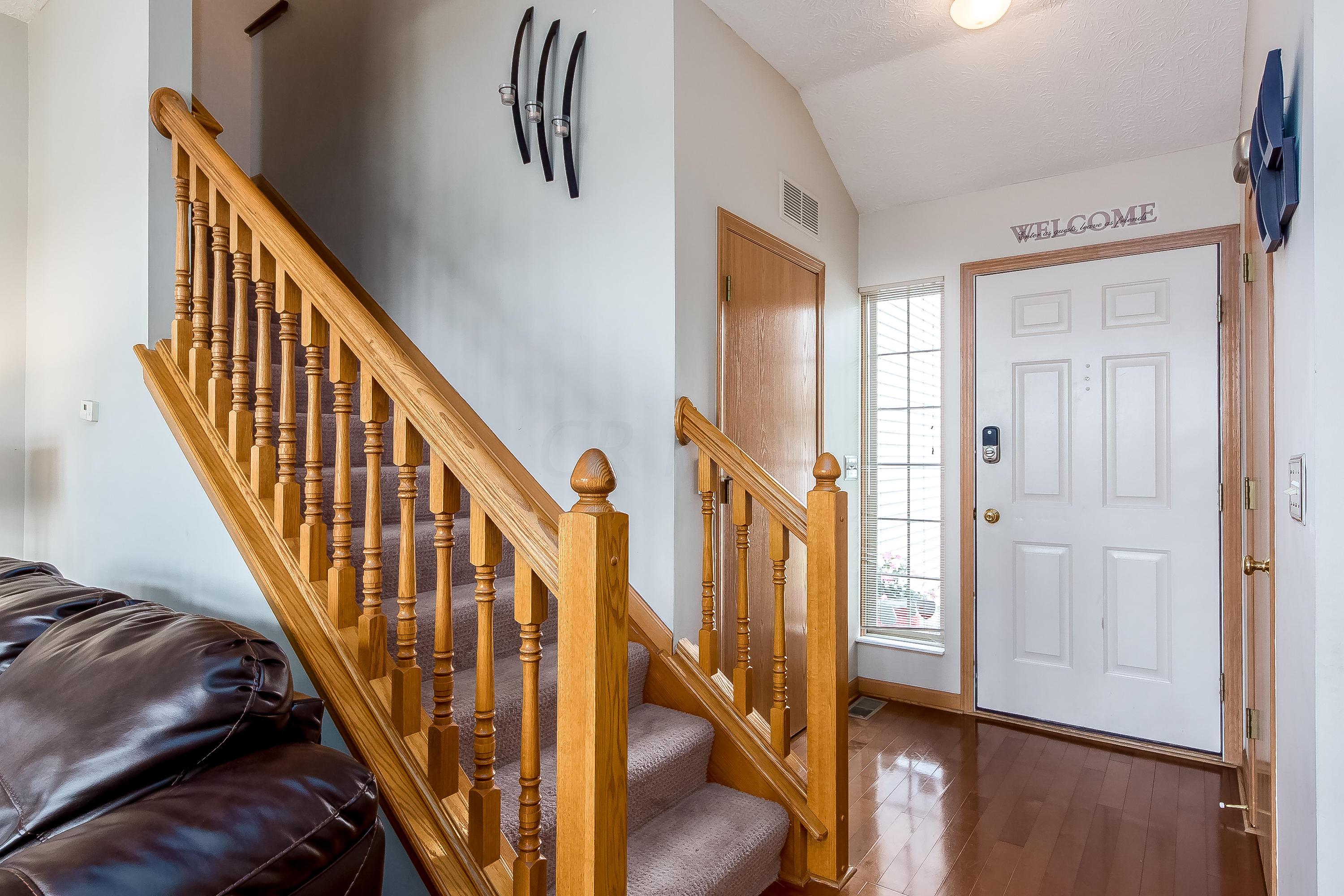 3348 Retriever Road Columbus, OH 43232 - Photo 4 of 32 Gallery Image 4