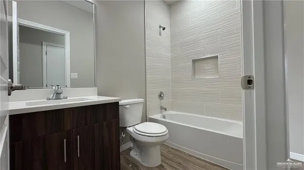 $1,300 | 2313 North 43rd Street, Unit 1, McAllen, TX 78501