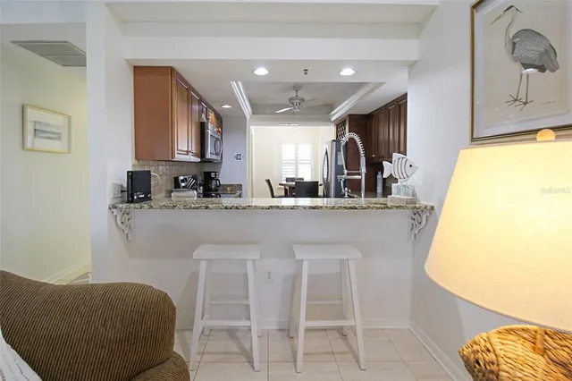 $6,000 | 1291 Siesta Bayside Drive, Unit 1291A, Sarasota, FL 34242