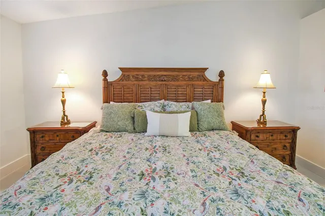 $6,000 | 1291 Siesta Bayside Drive, Unit 1291A, Sarasota, FL 34242