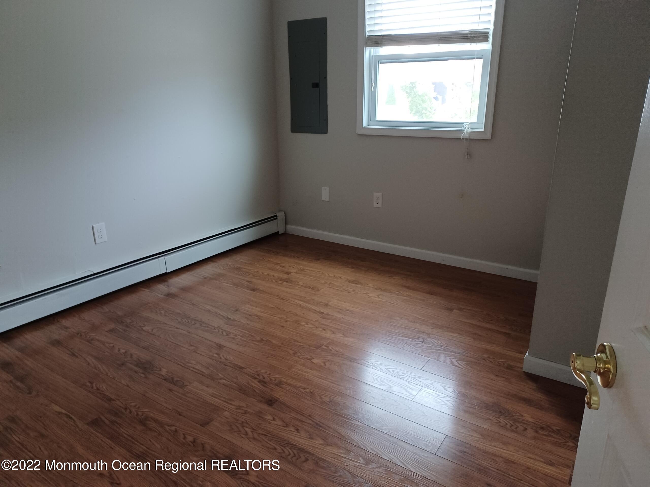 21 Commodore Drive Brick, NJ 08723 - Photo 6 of 13 Resized_20220928_164033