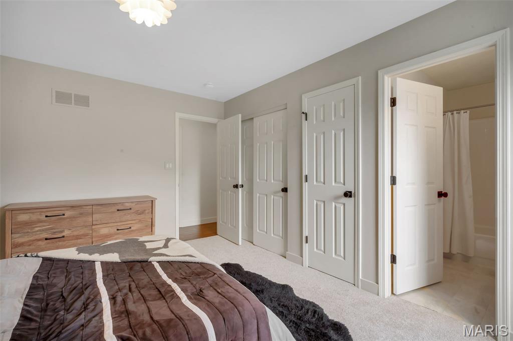 519 Castle Ridge Drive Ballwin, MO 63021 - Photo 32 of 46