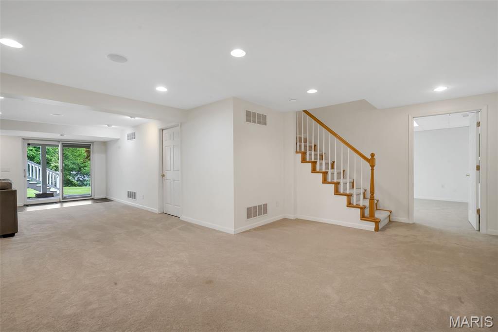 519 Castle Ridge Drive Ballwin, MO 63021 - Photo 34 of 46