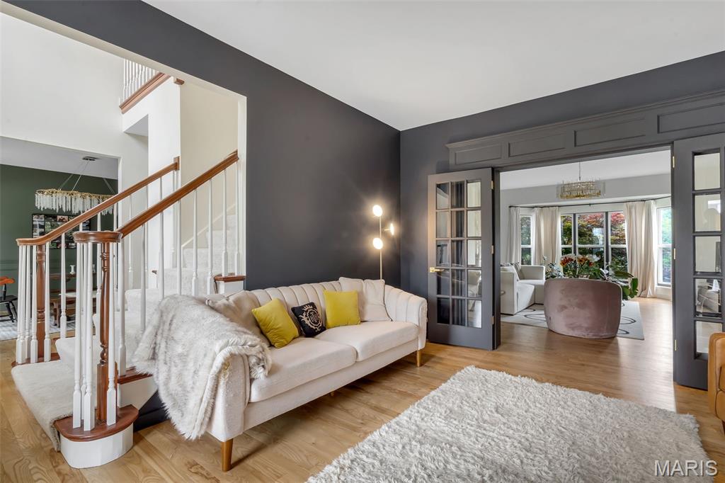 519 Castle Ridge Drive Ballwin, MO 63021 - Photo 6 of 46