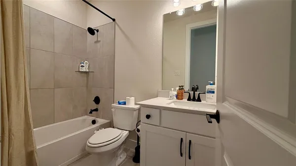 $2,800 | 7217 Ladybug Lane, Aubrey, TX 76227