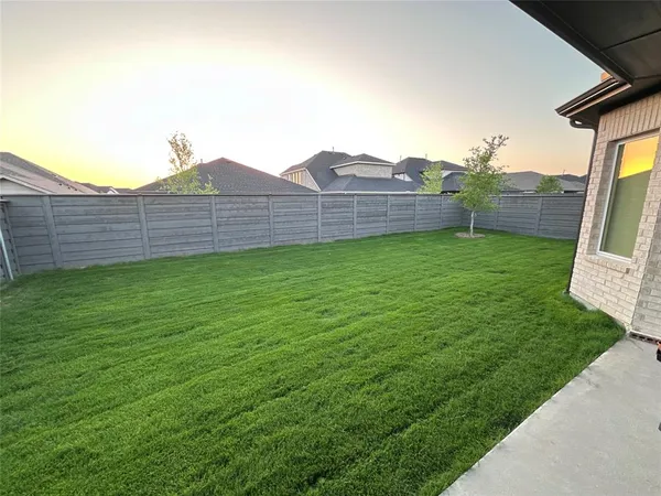 $2,800 | 7217 Ladybug Lane, Aubrey, TX 76227