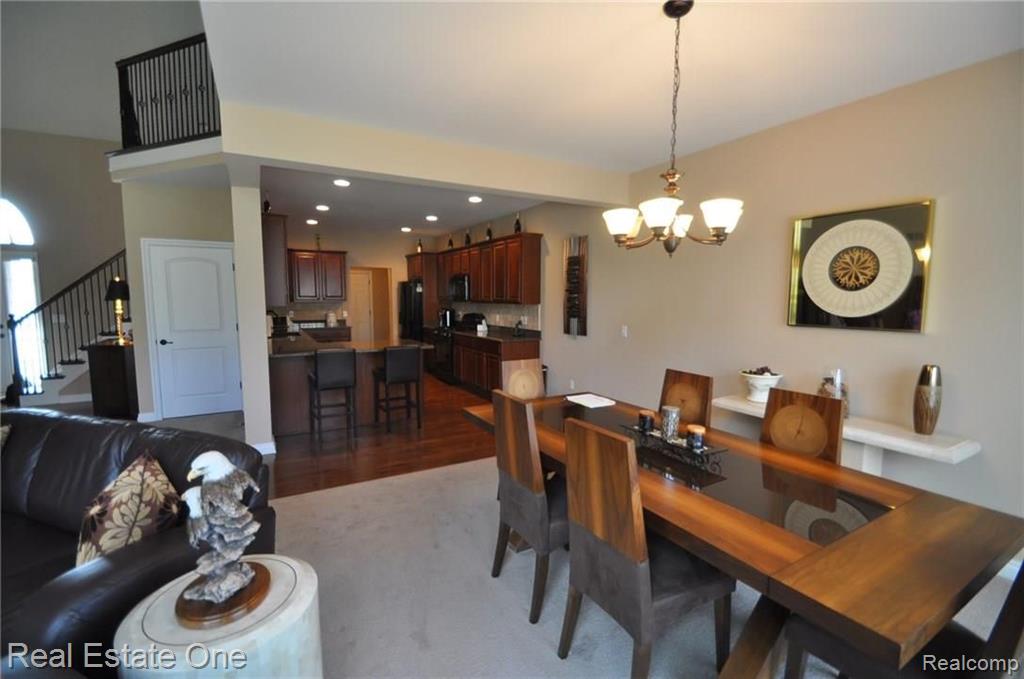 2744 Castlemartin Court Rochester, MI 48306 - Photo 15 of 30