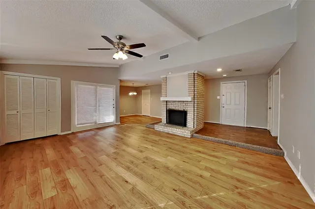 $2,345 | 220 Meadowhill Drive, Benbrook, TX 76126