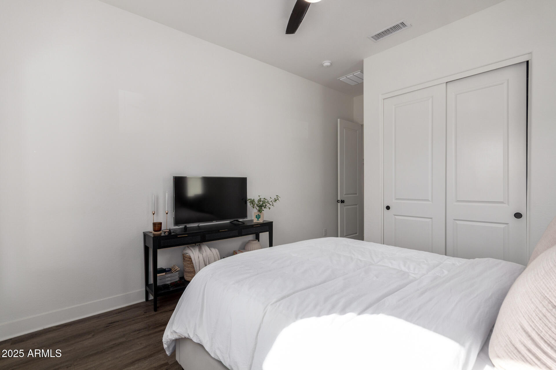 22724 East Poco Calle Queen Creek, AZ 85142 - Photo 32 of 55 Guest Room 3