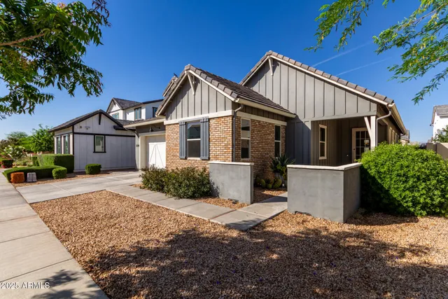 $3,550 | 22724 East Poco Calle, Queen Creek, AZ 85142