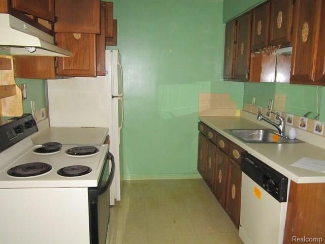 43284 Mound Road, Unit 401 Sterling Heights, MI 48314 - Photo 8 of 14 IMG_2469.JPG