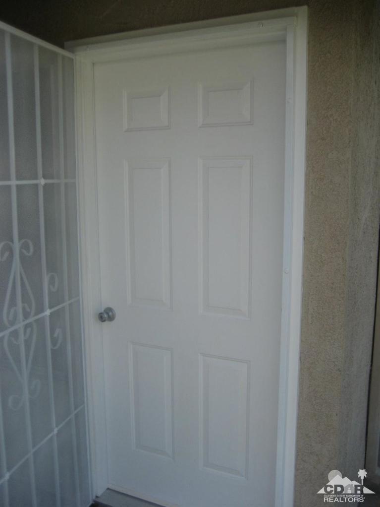 72694 Eagle Road, Unit 3 Palm Desert, CA 92260 - Photo 2 of 35 a close view of shower tap