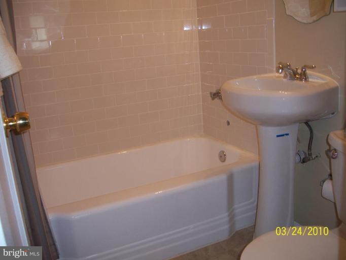 12106 Selfridge Road Silver Spring, MD 20906 - Photo 5 of 12 Bath #1