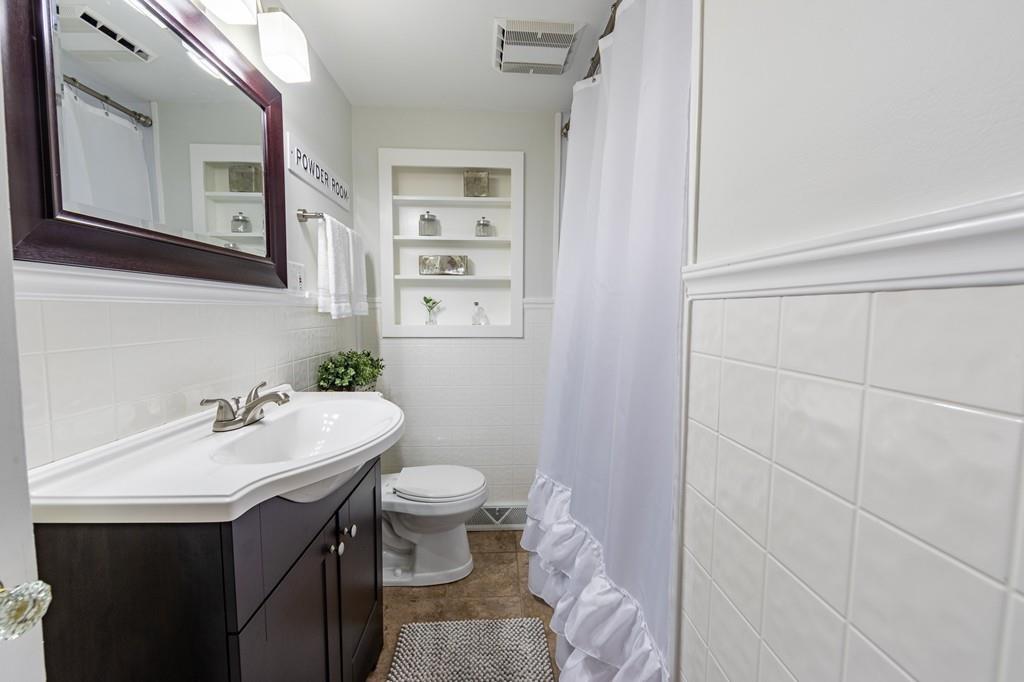 66 Wescroft Road Reading, MA 01867 - Photo 23 of 42 Gallery Image 23