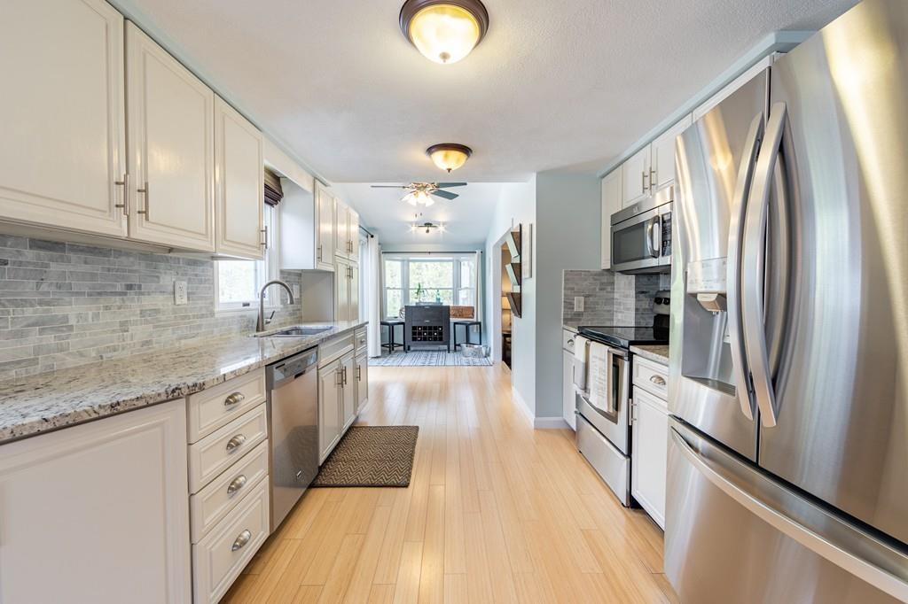 66 Wescroft Road Reading, MA 01867 - Photo 8 of 42 Gallery Image 8