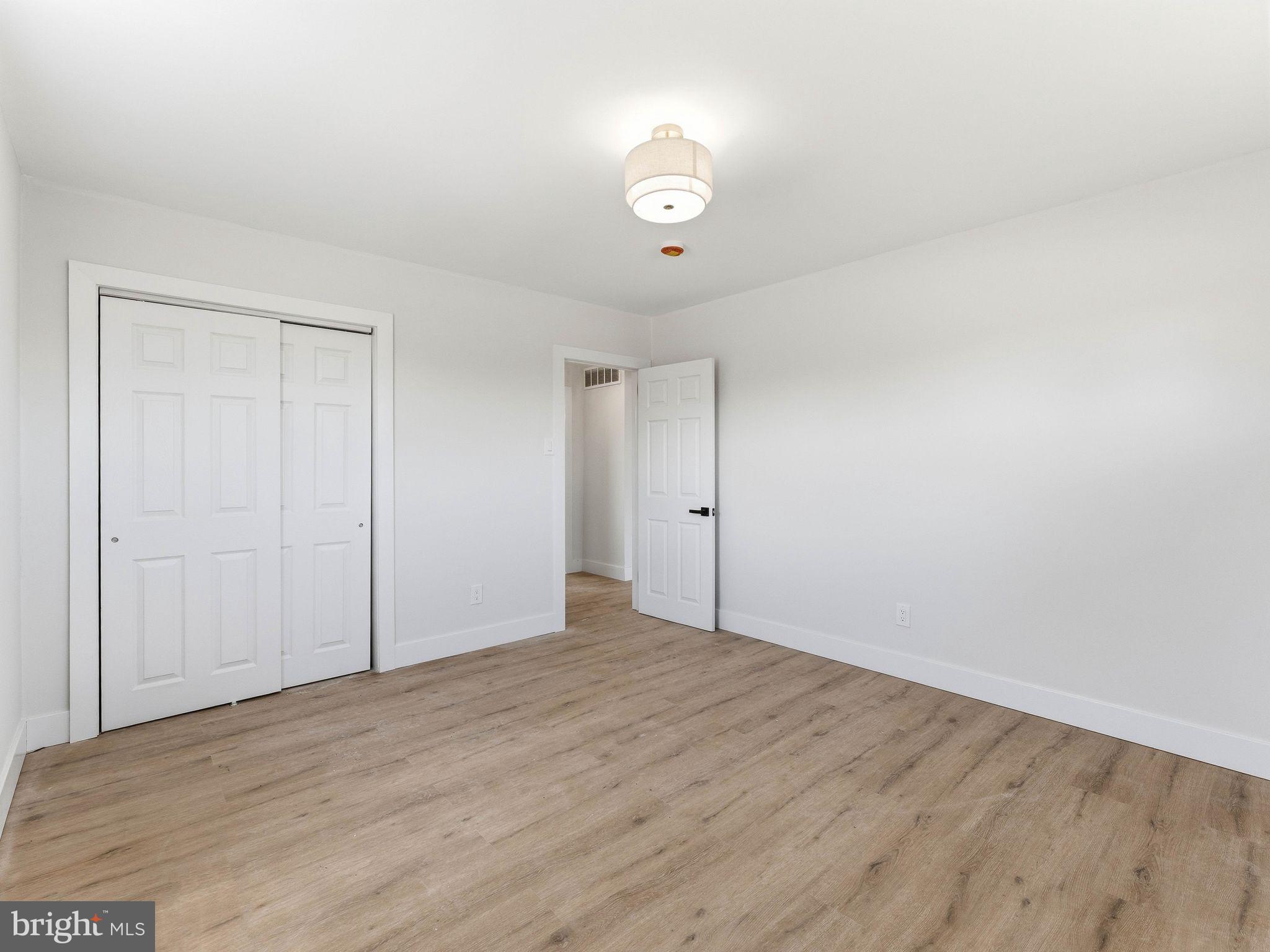 513 Jefferson Street Riverside, NJ 08075 - Photo 17 of 29 Bright and airy blank canvas room.