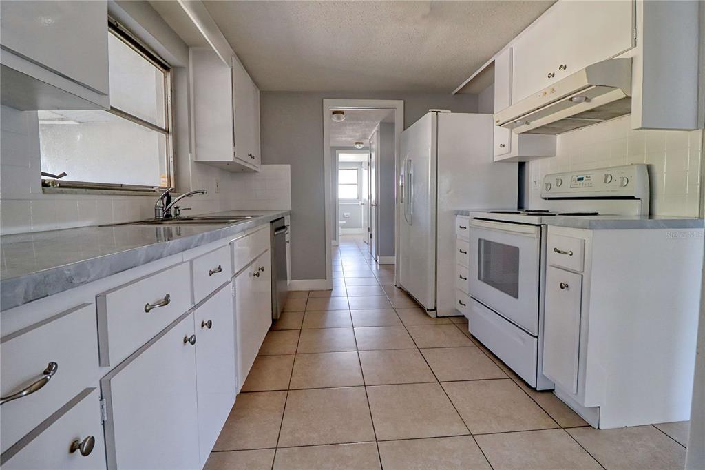 10332 Honeysuckle Lane Port Richey, FL 34668 - Photo 13 of 44