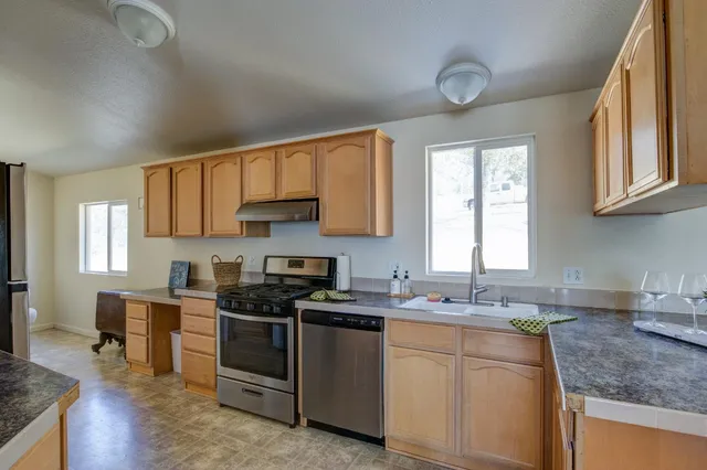 $370,000 | 4991 Yuma Court, Unit 1829, Copperopolis, CA 95228