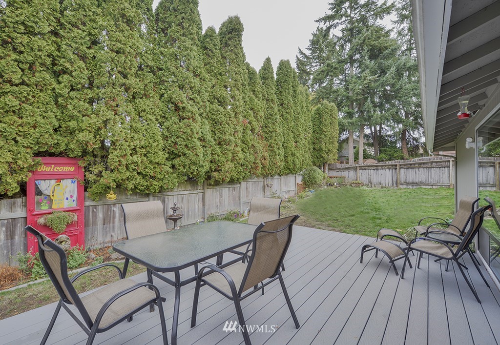 2112 Southeast 20th Court Renton, WA 98055 - Photo 22 of 23 Gallery Image 22