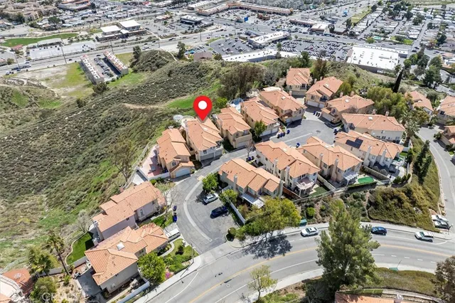 $849,900 | 18517 Himalayan Court, Canyon Country, CA 91351