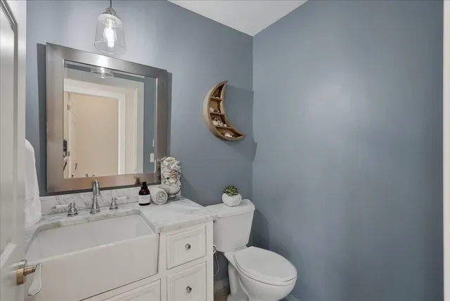 $699,900 | 1295 110th Avenue, Roberts, WI 54023