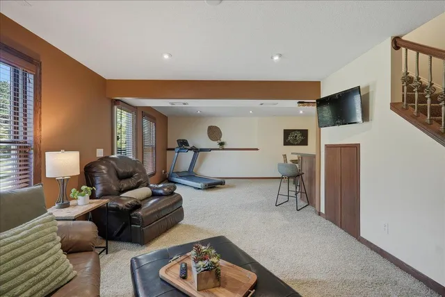 $699,900 | 1295 110th Avenue, Roberts, WI 54023